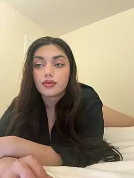 Sweet Khalifa  online show from 12.10.24