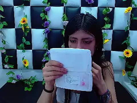 Morgana Smit online show from 02.04.25