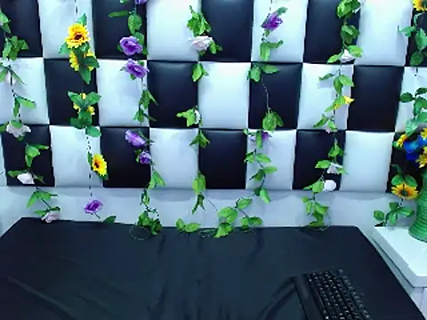 Morgana Smit online show from 02.05.25