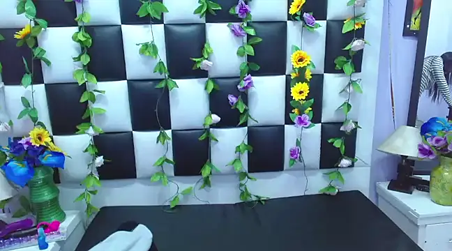 Morgana Smit online show from 03.19.25