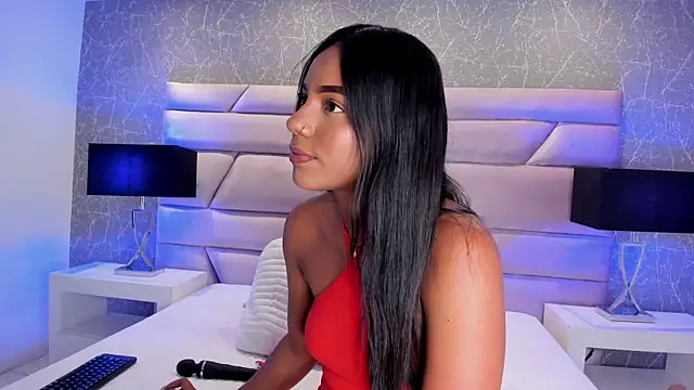 ChloeTayylor  online show from 11.05.25