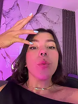 luccianagreyy online show from 07.06.26
