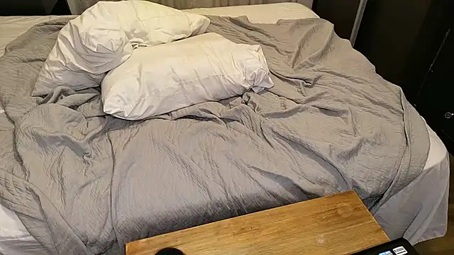 M1lfa online show from 12.07.24