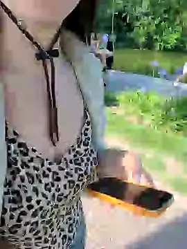 M1lfa online show from 12.15.24