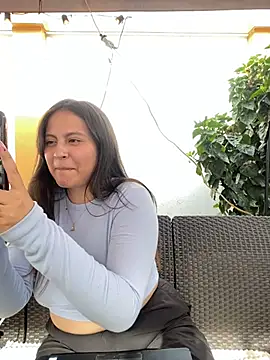 Snapshot of PoliBenett_ chatting on 12.13.24 PoliBenett  online show from 12.13.24