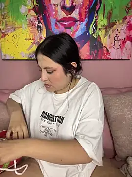 Snapshot of PoliBenett_ chatting on 02.22.25 PoliBenett  online show from 02.22.25