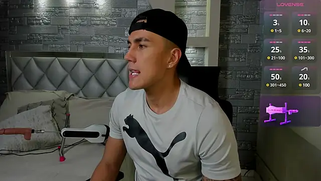 Aron Bolt online show from 03.06.25