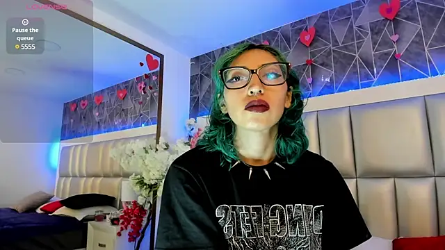 Im gaia online show from 02.23.25