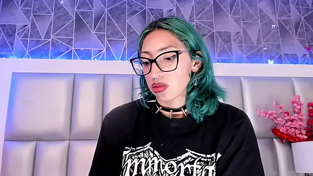 Im gaia online show from 02.28.25