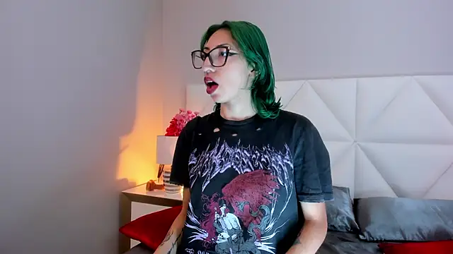 Im gaia online show from 03.22.25