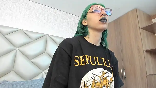 Im gaia online show from 09.15.25