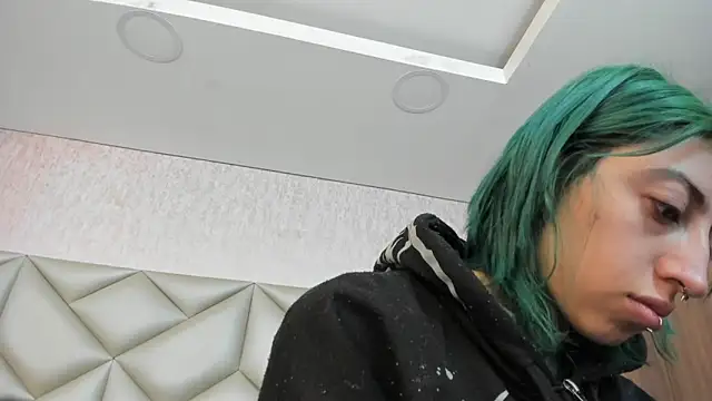 Im gaia online show from 11.22.25