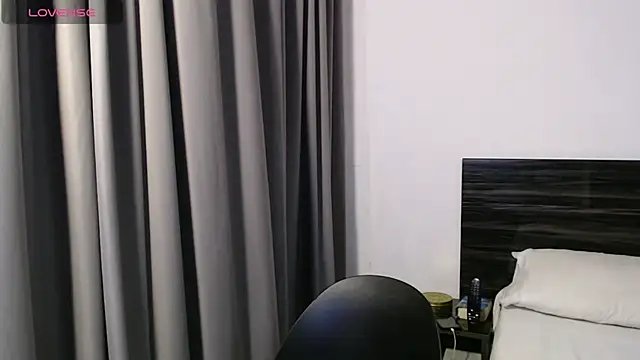 Snapshot of FaustoCock chatting on 03.17.25 FaustoCock online show from 03.17.25