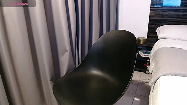 Snapshot of FaustoCock chatting on 03.22.25 FaustoCock online show from 03.22.25