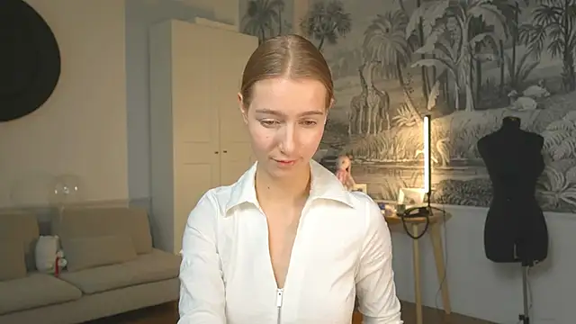 solar bella online show from 01.13.25