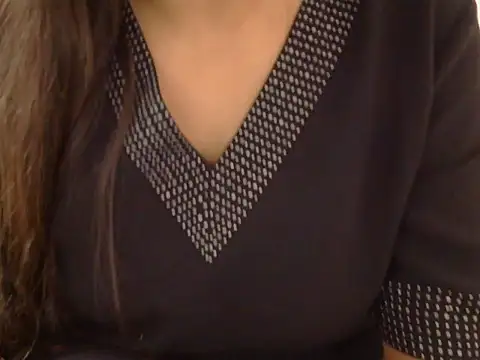 Snapshot of diva-22 chatting on 12.17.24 diva-22 online show from 12.17.24