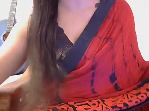 Snapshot of diva-22 chatting on 01.29.25 diva-22 online show from 01.29.25