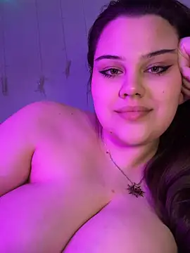 Snapshot of 31MoonLight13 chatting on 02.28.25 31MoonLight13 online show from 02.28.25