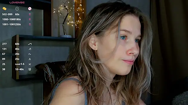 LinaCristonsen online show from 12.04.24