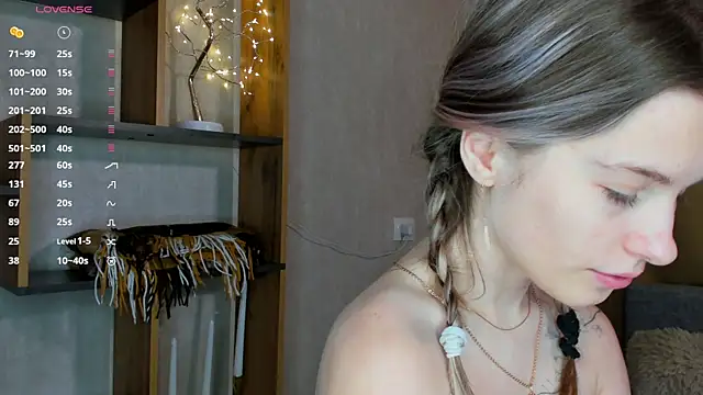 LinaCristonsen online show from 12.08.24