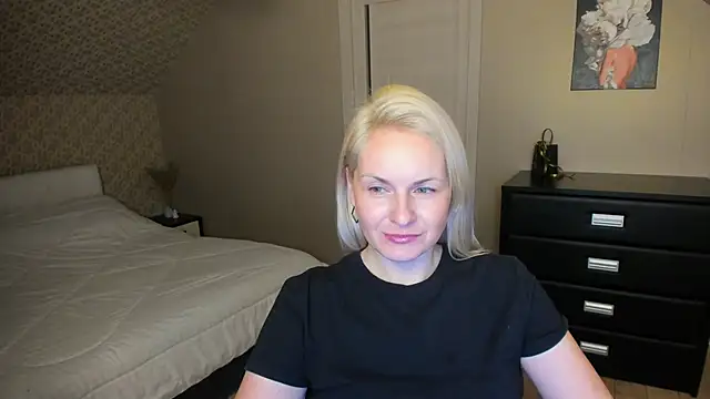 Alicee Gracee online show from 11.24.25