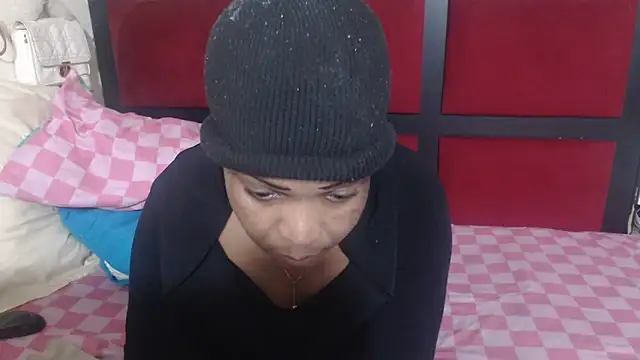 MaximTease24 online show from 04.06.26