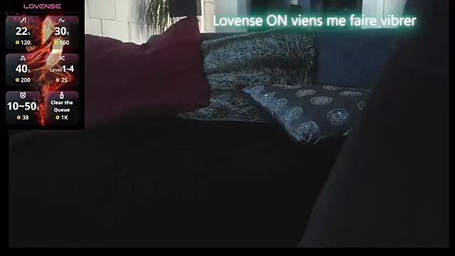 Snapshot of thoma87a chatting on 11.13.25 thoma87a online show from 11.13.25