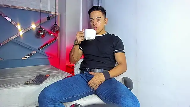 Lucii fer  online show from 03.14.26