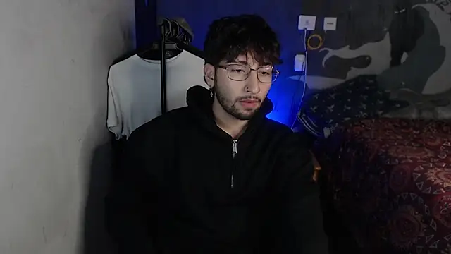 Snapshot of Dereck_Dickson chatting on 11.09.25 Dereck Dickson online show from 11.09.25