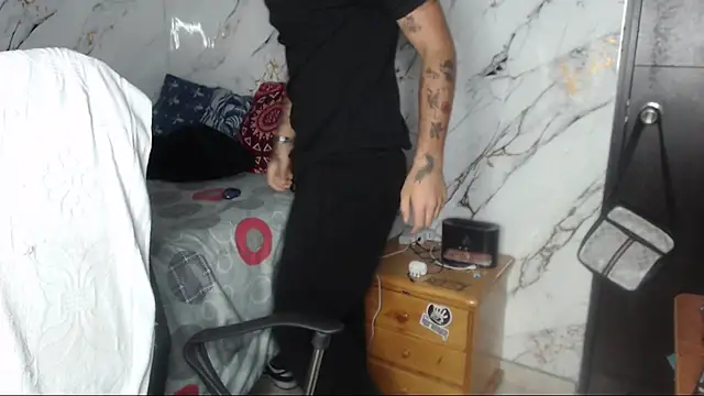 Dereck Dickson online show from 04.05.26