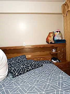 Lucy Chery online show from 12.18.25