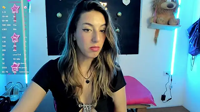 queen-natty online show from 12.04.24