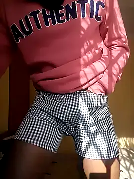 Snapshot of FuckMeNice24 chatting on 12.08.24 FuckMeNice24 online show from 12.08.24