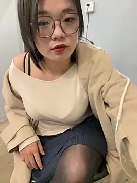 Bella0815 online show from 02.17.25