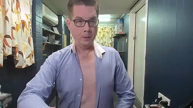 tilobinder online show from 11.15.25