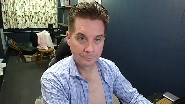 tilobinder online show from 04.11.26