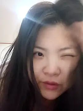 Snapshot of hello098712 chatting on 02.10.25 hello098712 online show from 02.10.25