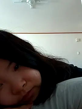 Snapshot of hello098712 chatting on 03.11.25 hello098712 online show from 03.11.25