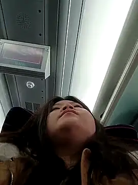 Snapshot of hello098712 chatting on 03.15.25 hello098712 online show from 03.15.25