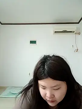 Snapshot of hello098712 chatting on 03.20.25 hello098712 online show from 03.20.25