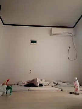 Snapshot of hello098712 chatting on 09.13.25 hello098712 online show from 09.13.25