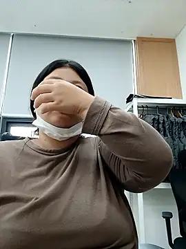 Snapshot of hello098712 chatting on 09.29.25 hello098712 online show from 09.29.25