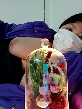 Snapshot of hello098712 chatting on 11.28.25 hello098712 online show from 11.28.25