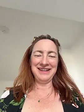 LouiseTswing online show from 06.09.26
