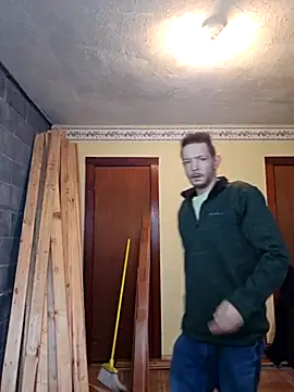 Snapshot of MasterForgedRayy chatting on 02.14.25 MasterForgedRayy online show from 02.14.25