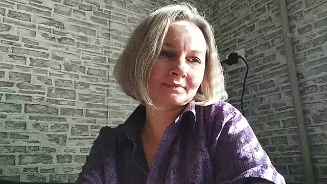 EdithManning online show from 02.13.25