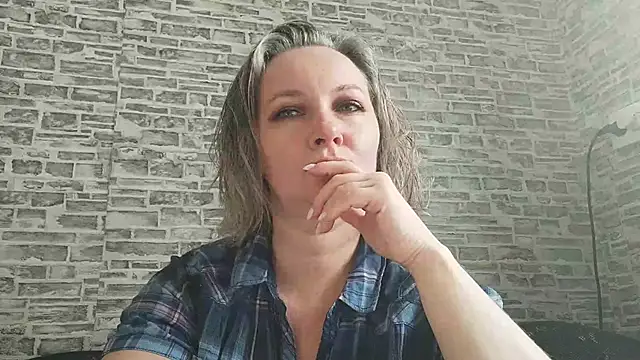 EdithManning online show from 03.19.25