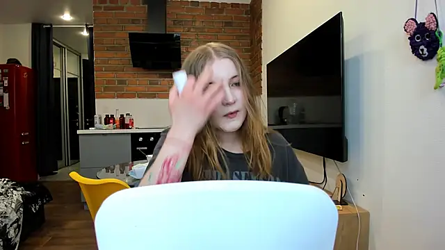 princessaalicc online show from 02.17.25