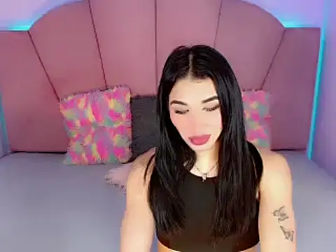 Jadeyourqueen online show from 12.13.24