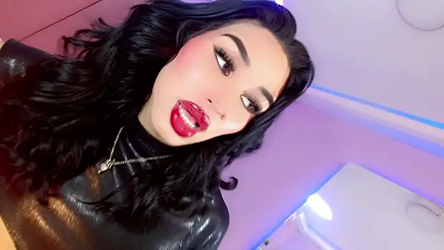 Jadeyourqueen online show from 12.21.24